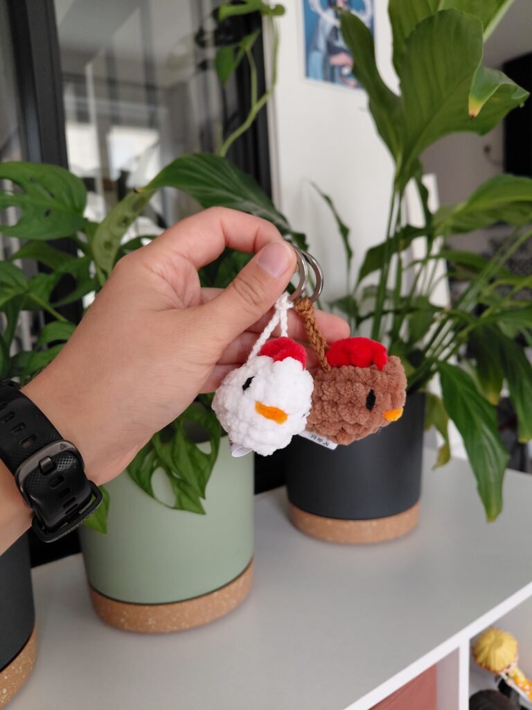 porte-cle-poule-crochet