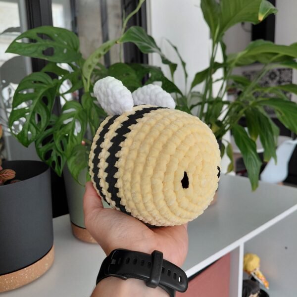 abeille-crochet