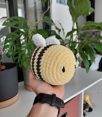 abeille-crochet