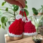 porte-cle-bonnet-noel-au-crochet
