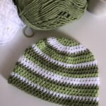 Bonnet en crochet tricolore
