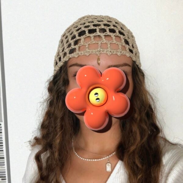 Bonnet doré accessoire de tête ajouré festivale