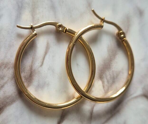 cropped-cropped-20260326_120352-1-scaled-1.jpg Grandes Créoles – Image 1