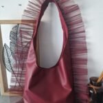 Sac hobo avec tulle bordeaux